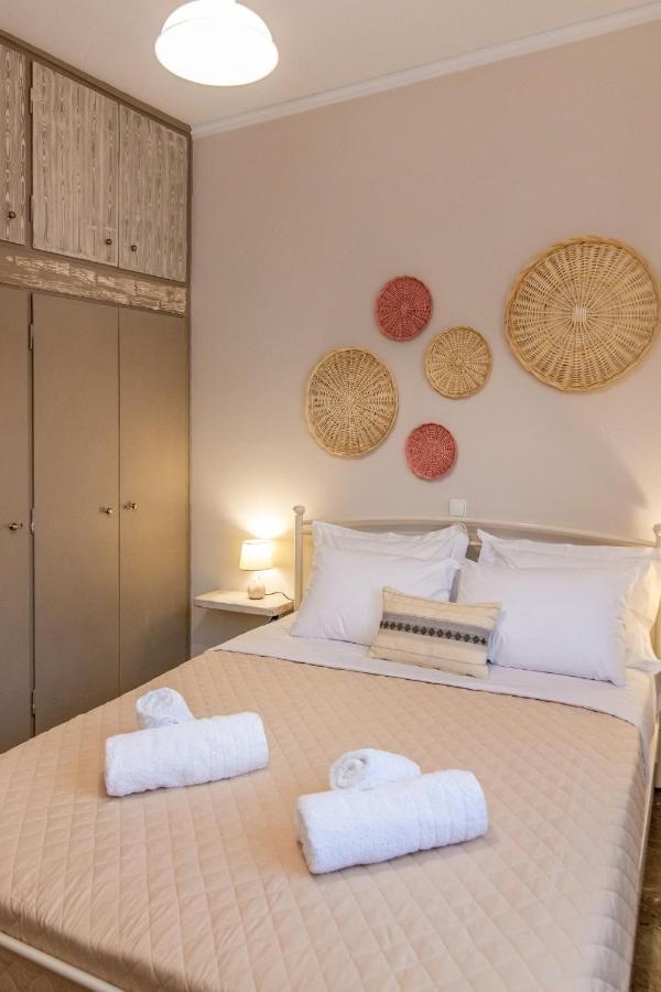 Θἔρως Apartment Tinos Exterior photo