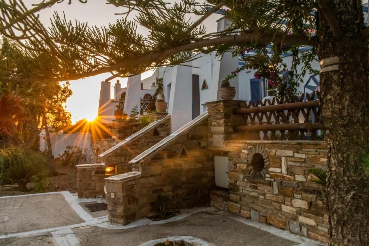 Θἔρως Apartment Tinos Exterior photo